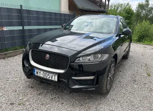 Jaguar F-Pace 2016