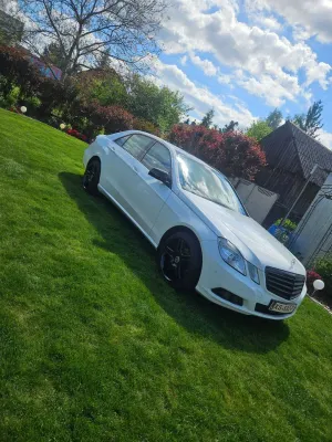 Mercedes-Benz E W212/W207 2011