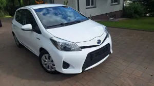 Toyota Yaris III 1.5 VVT-i Lounge 2014