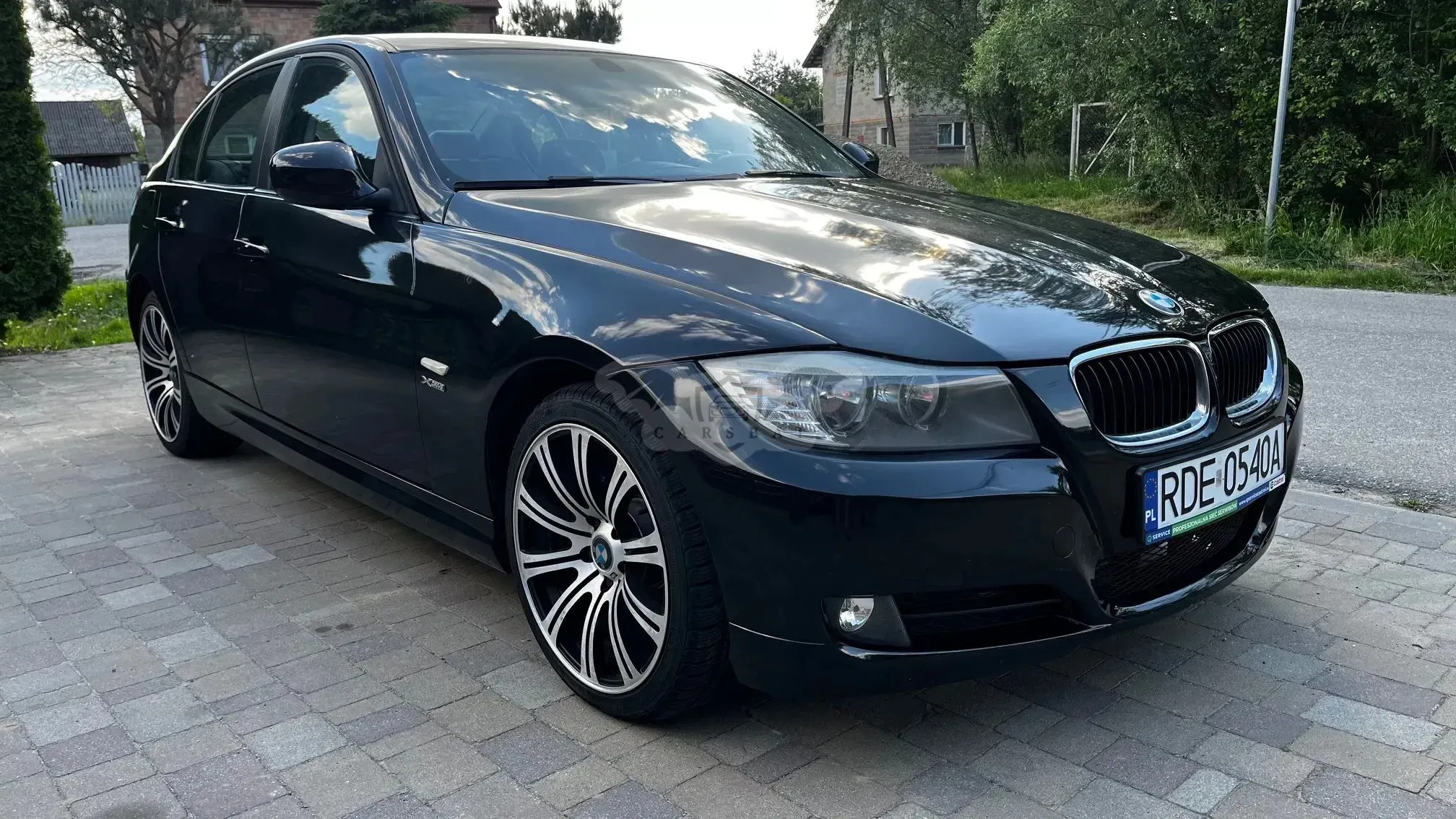 BMW 3 Series E90/E91/E92/E93 320d xDrive 2010