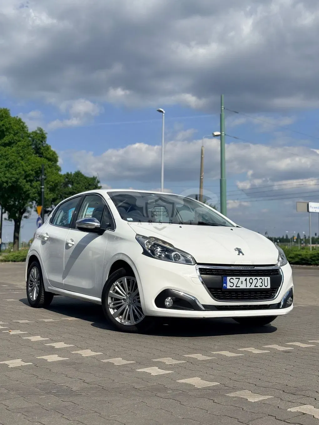 Peugeot 208 I 1.2 PureTech Allure S&S 2017