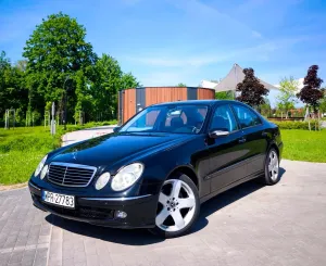Mercedes-Benz E W211 320 CDI T Avantgarde 2003