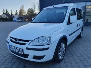 Opel Combo C Tour Enjoy 2011
