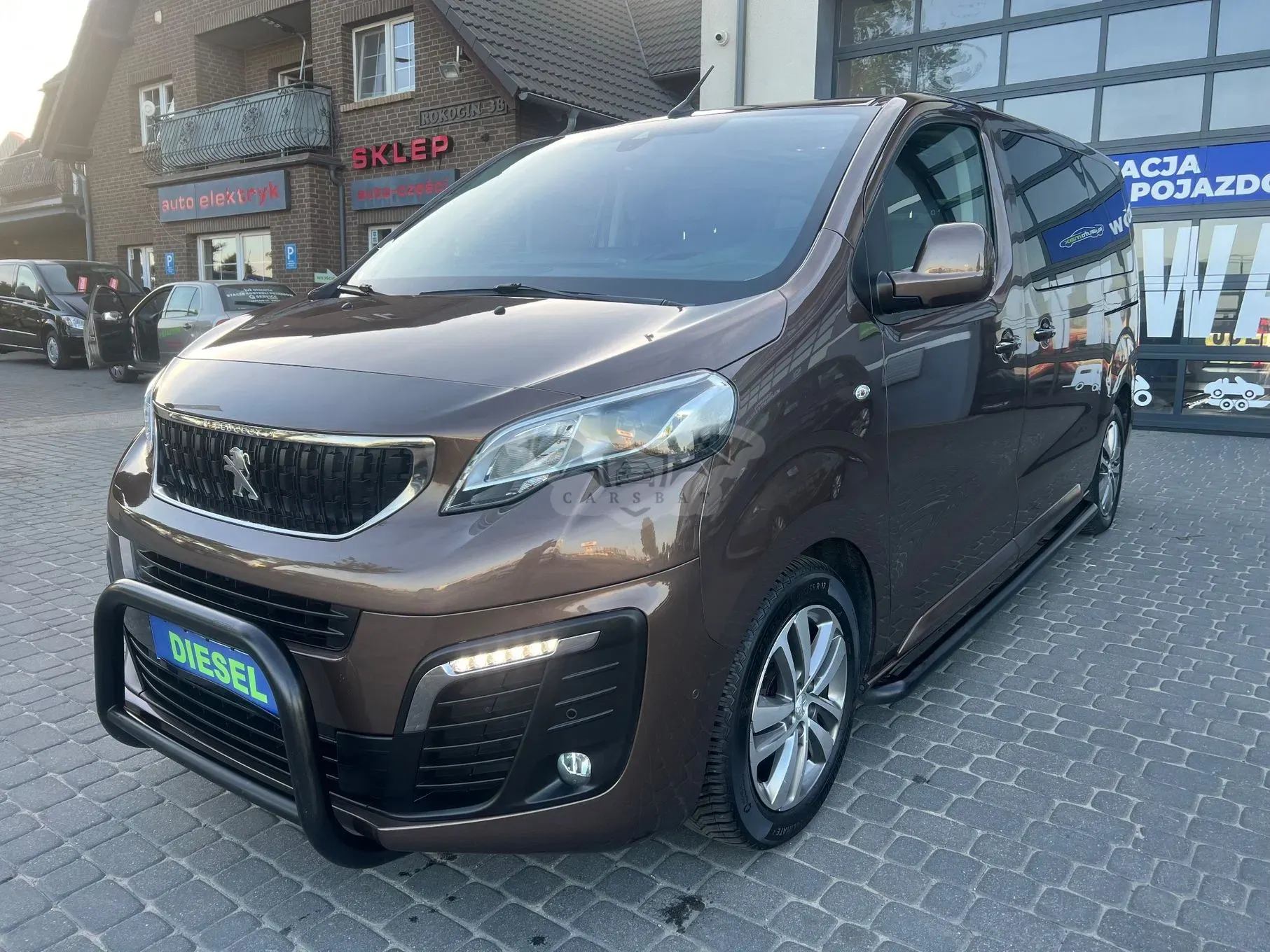 Peugeot Traveller L3 2.0 EAT8 Business VIP 2021