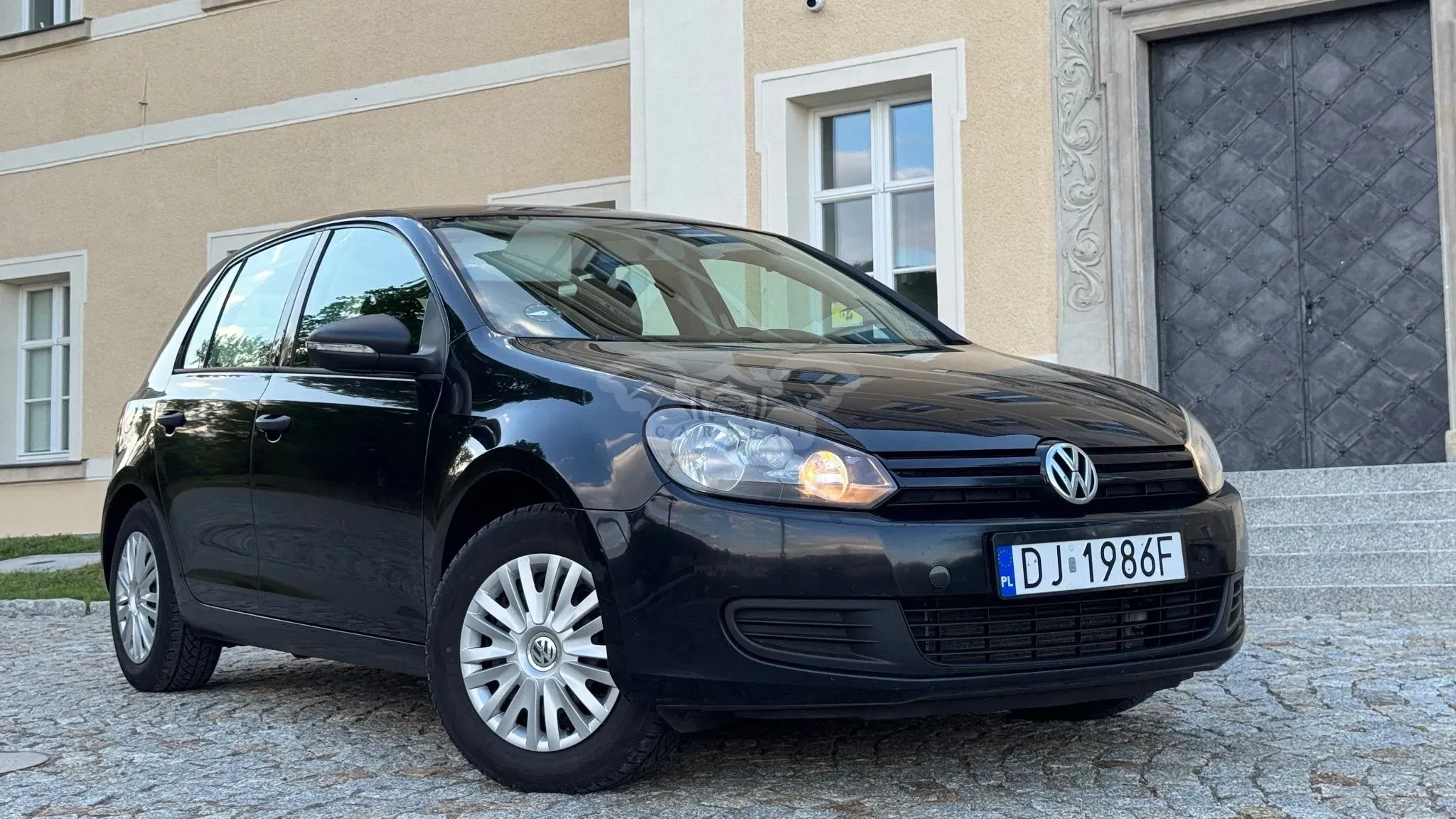 Volkswagen Golf VI 1.6 TDI DPF BlueMotion 2010