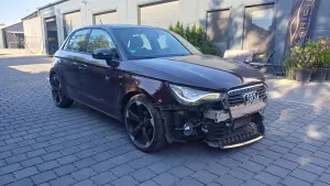 Audi A1 8X 1.6 TDI S tronic S line Sportpaket 2013