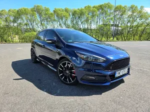 Ford Focus Mk3 2.0 EcoBoost ST-2 2017