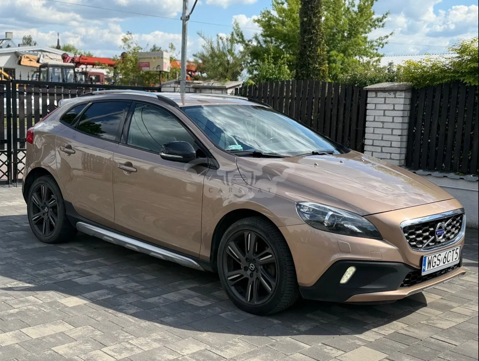 Volvo V40 II D4 Drive-E R-Design Summum 2014