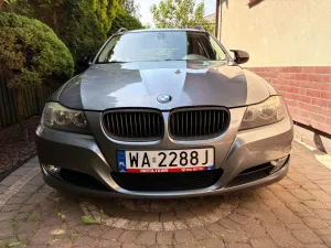 BMW 3 Series E90/E91/E92/E93 320i 2009