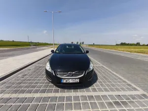 Volvo V60 I D3 Summum 2011
