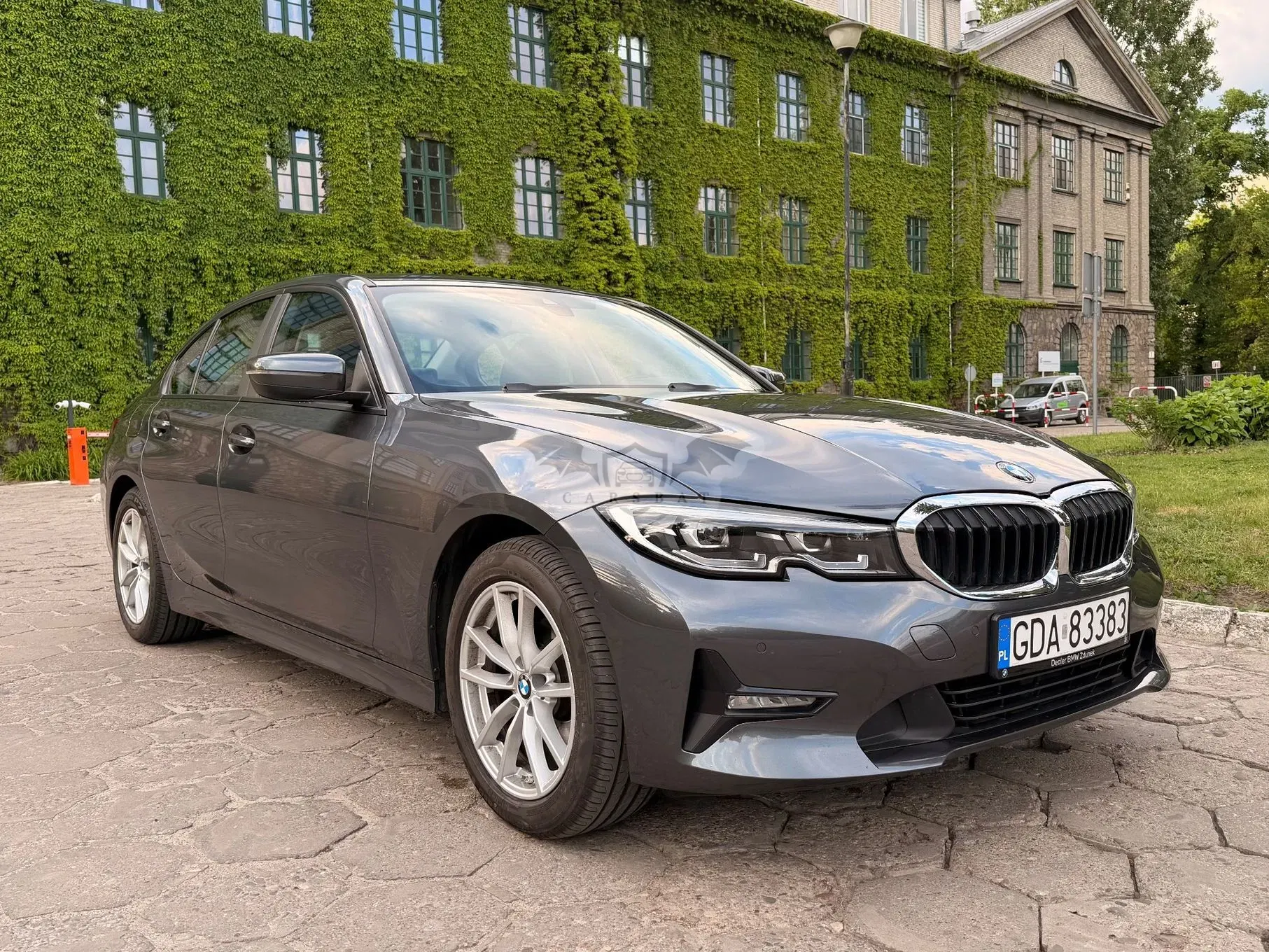 BMW 3 Series G20/G21 318i 2022