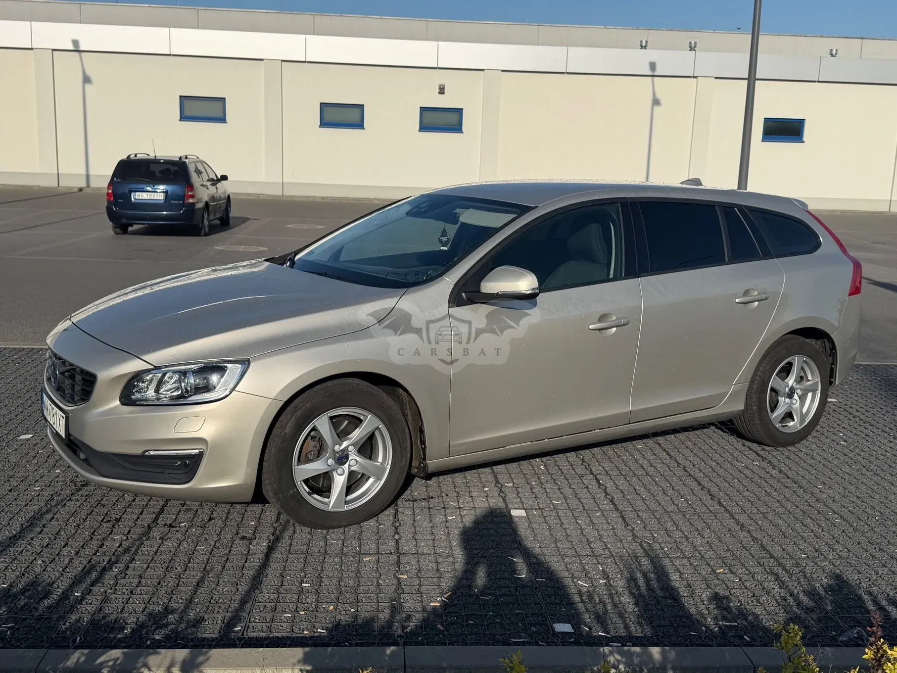 Volvo V60 I ver-d4-drive--e-dynamic-edition-kinetic- 2017