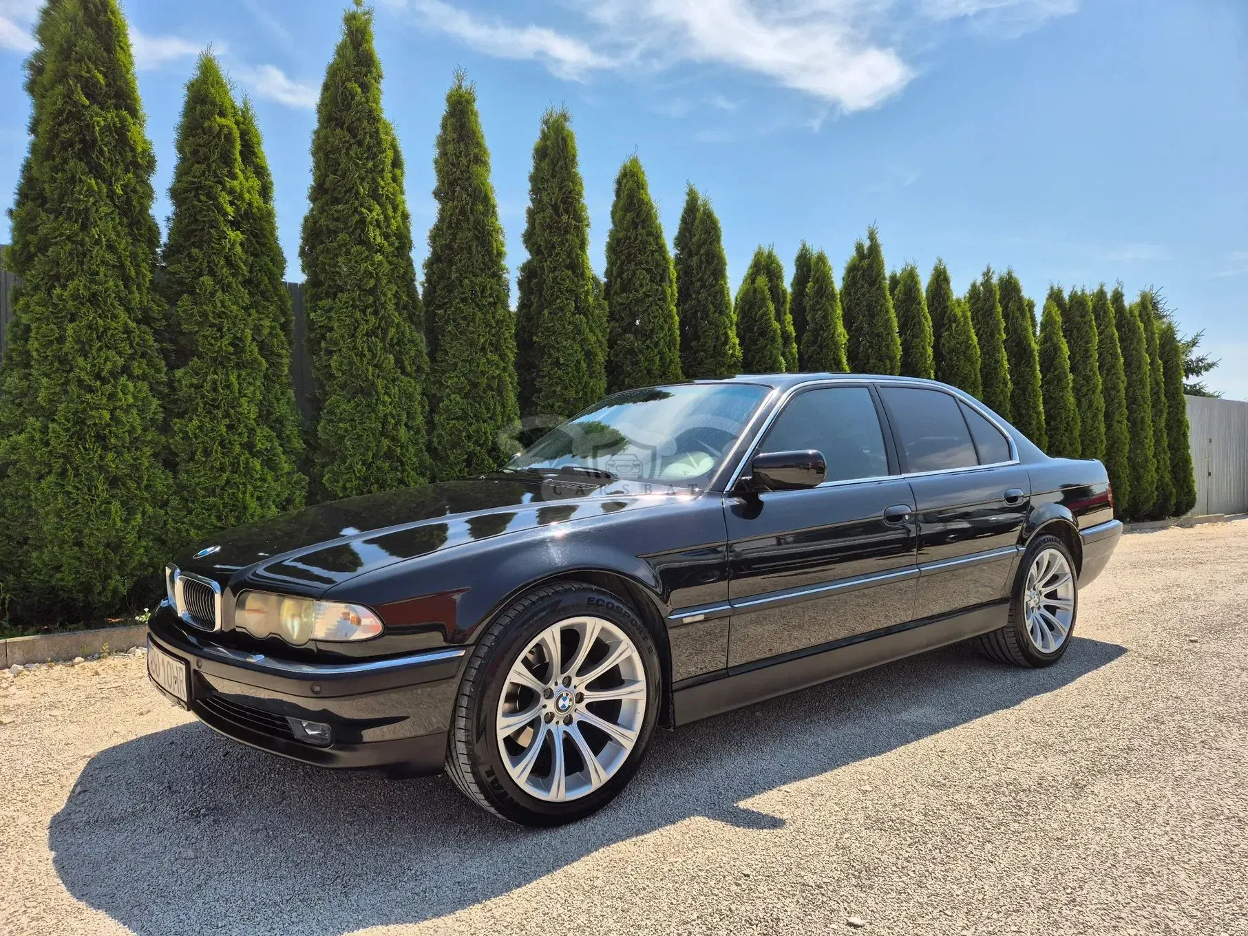BMW 7 Series E38 2001
