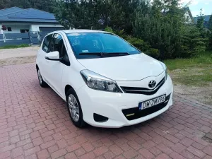 Toyota Yaris III 1.0 Active 2014