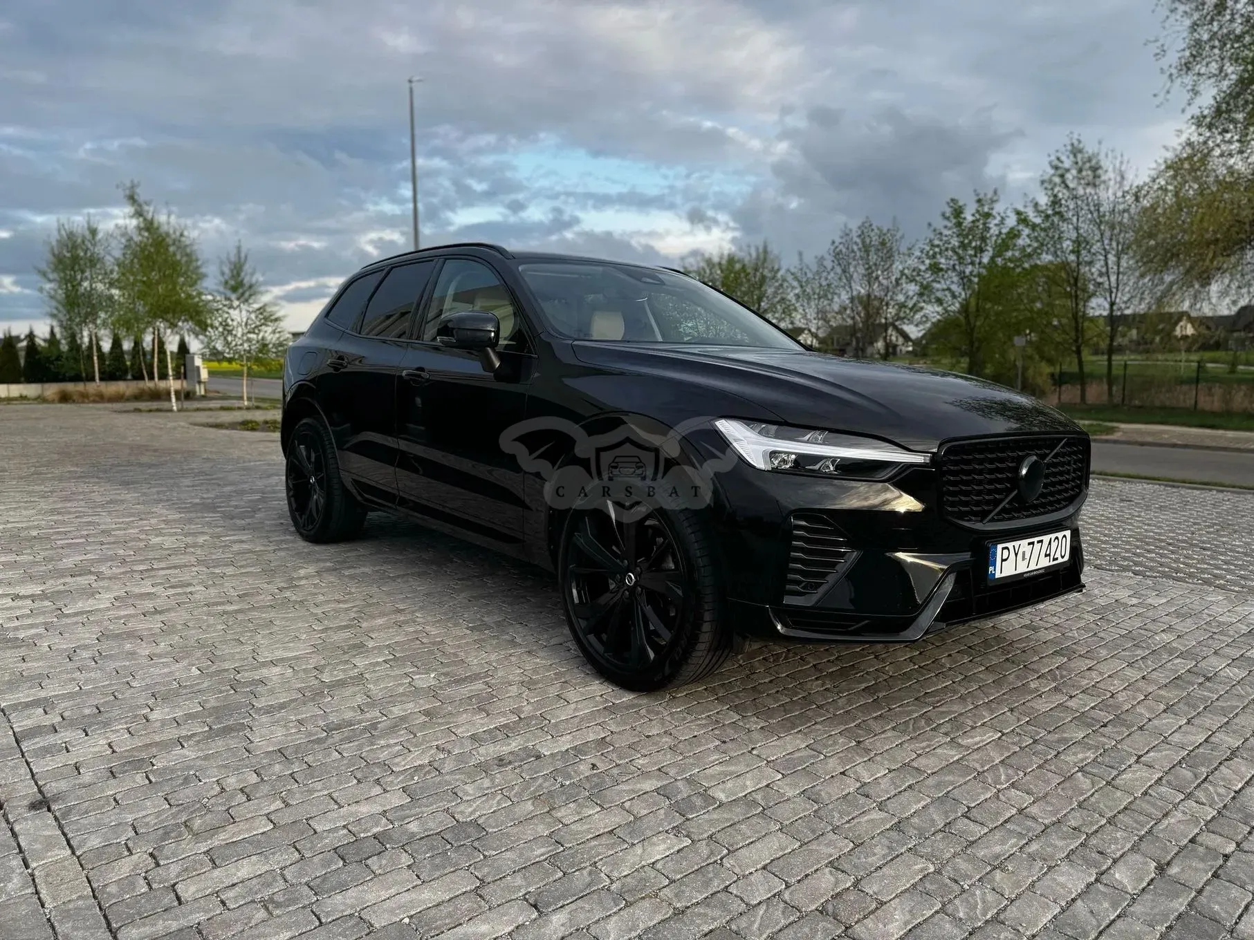 Volvo XC60 II B4 B Plus Dark 2023