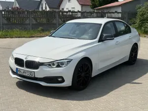 BMW 3 Series F30/F31 318d Sport Line 2015