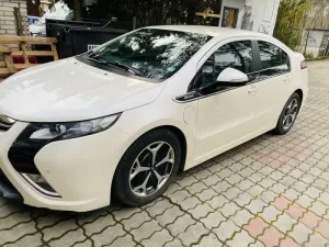 Opel Ampera 2012
