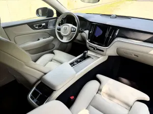 Volvo V60 II B5 B AWD Inscription 2021