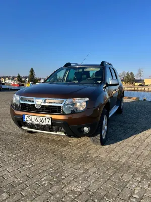 Dacia Duster I 1.6 16V 105 4x4 Laureate 2011