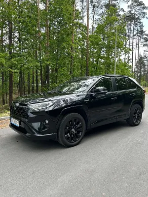 Toyota Rav4 V 2.5 Hybrid Black Edition by JBL 4x2 2021