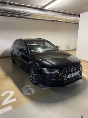 Audi A4 B8 2.0 TDI DPF multitronic S line Sportpaket 2013