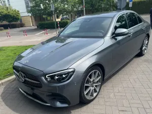 Mercedes-Benz E W214 220 d AMG 2021