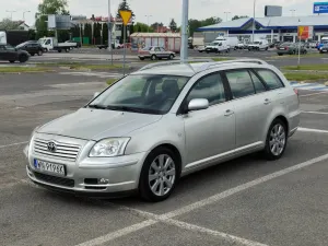 Toyota Avensis II 1.8 VVT-i Sol 2003