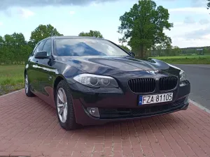 BMW 5 Series F10/F11 530d xDrive 2011