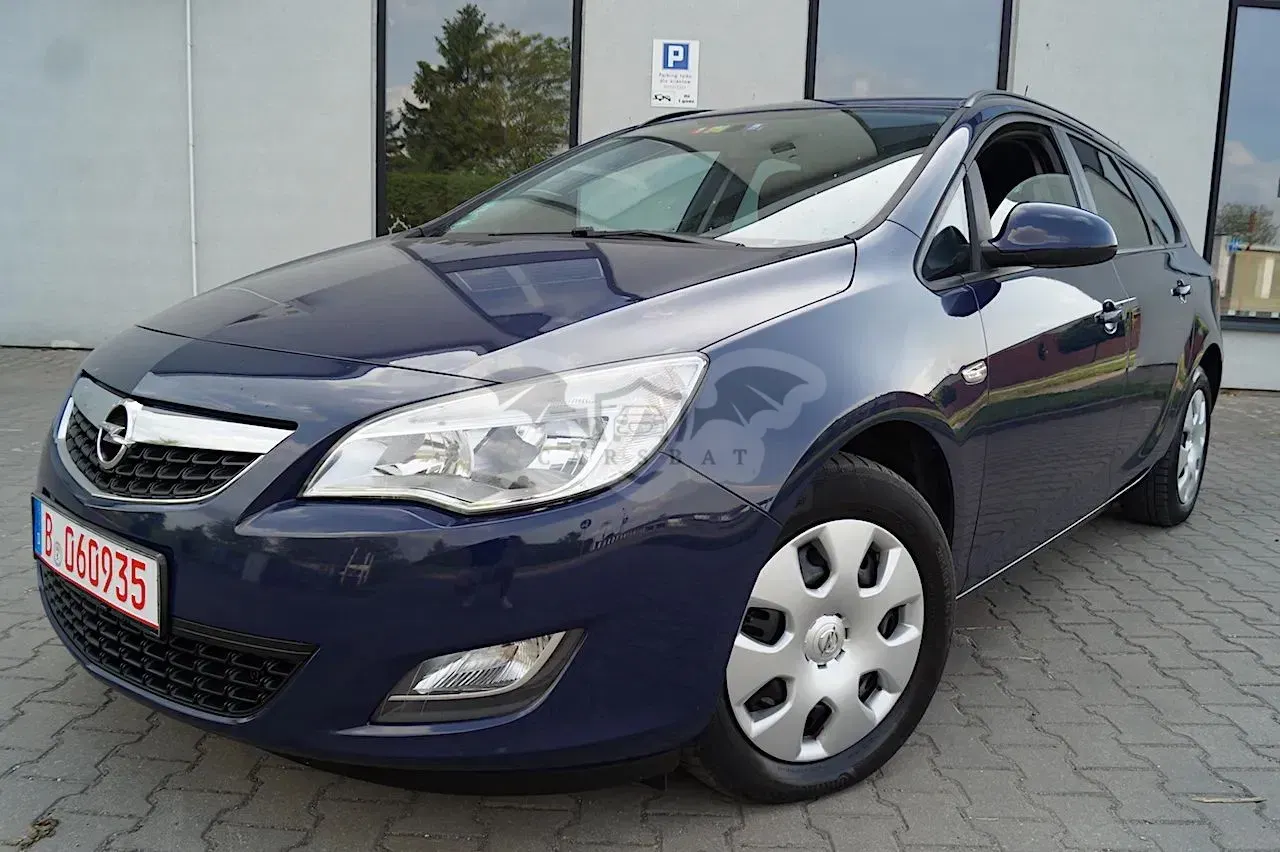 Opel Astra J 1.7 CDTI DPF Style 2012