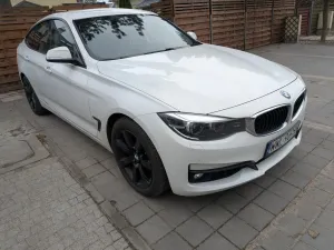 BMW 3 Series F30/F31 318d Advantage 2017