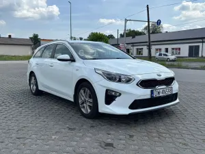 Kia Ceed III 1.5 T-GDI L Business Line DCT 2021