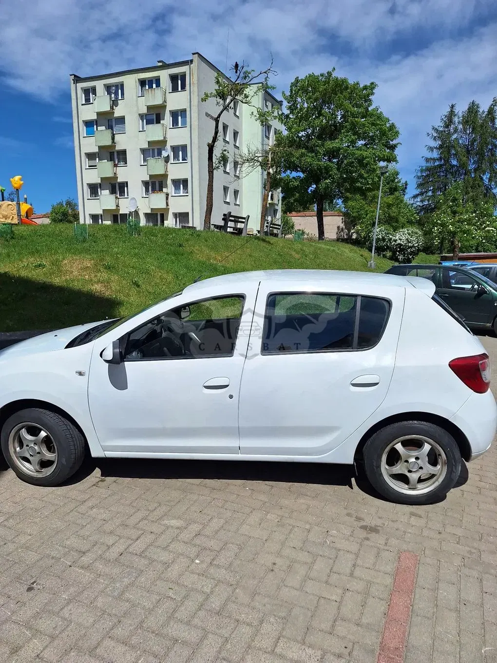 Dacia Sandero II 1.2 16V Celebration 2013