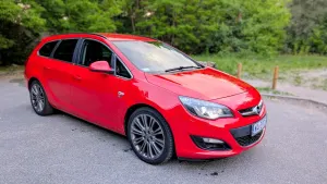 Opel Astra J 1.4 Turbo Cosmo 2012
