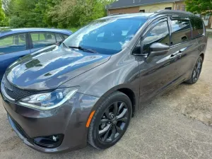 Chrysler Pacifica 2020