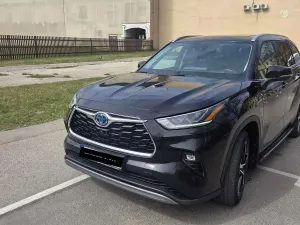 Toyota Highlander 2.5 Hybrid Prestige 2022