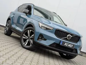 Volvo XC40 2025