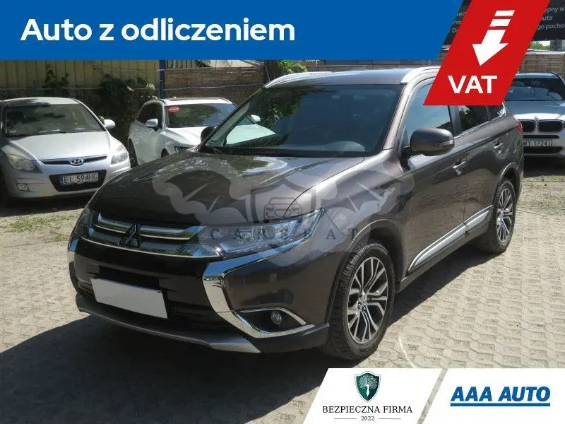 Mitsubishi Outlander III 2017