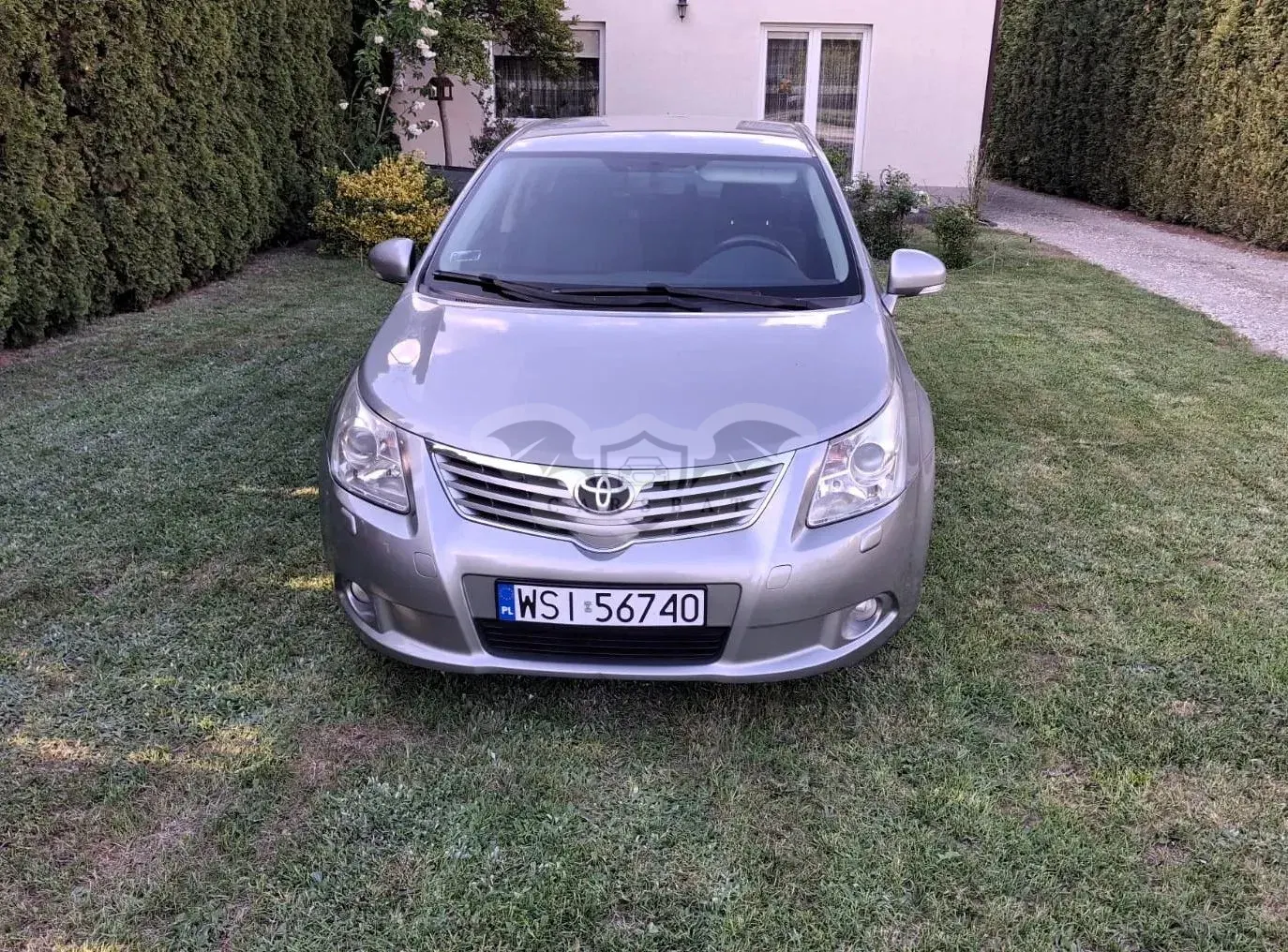 Toyota Avensis III 1.8 Premium 2010