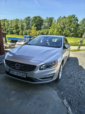 Volvo V60 I T5 Drive-E Momentum 2015