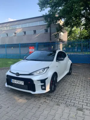 Toyota Yaris 1.6 Dynamic 2022