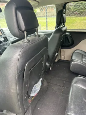 Lancia Voyager 2.8CRD Gold 2013