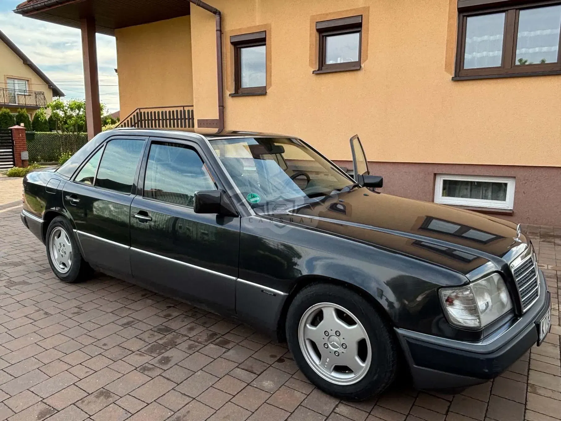 Mercedes-Benz E 1991
