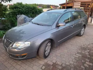 Volkswagen Passat B6 1.9 TDI DPF BlueMotion 2007