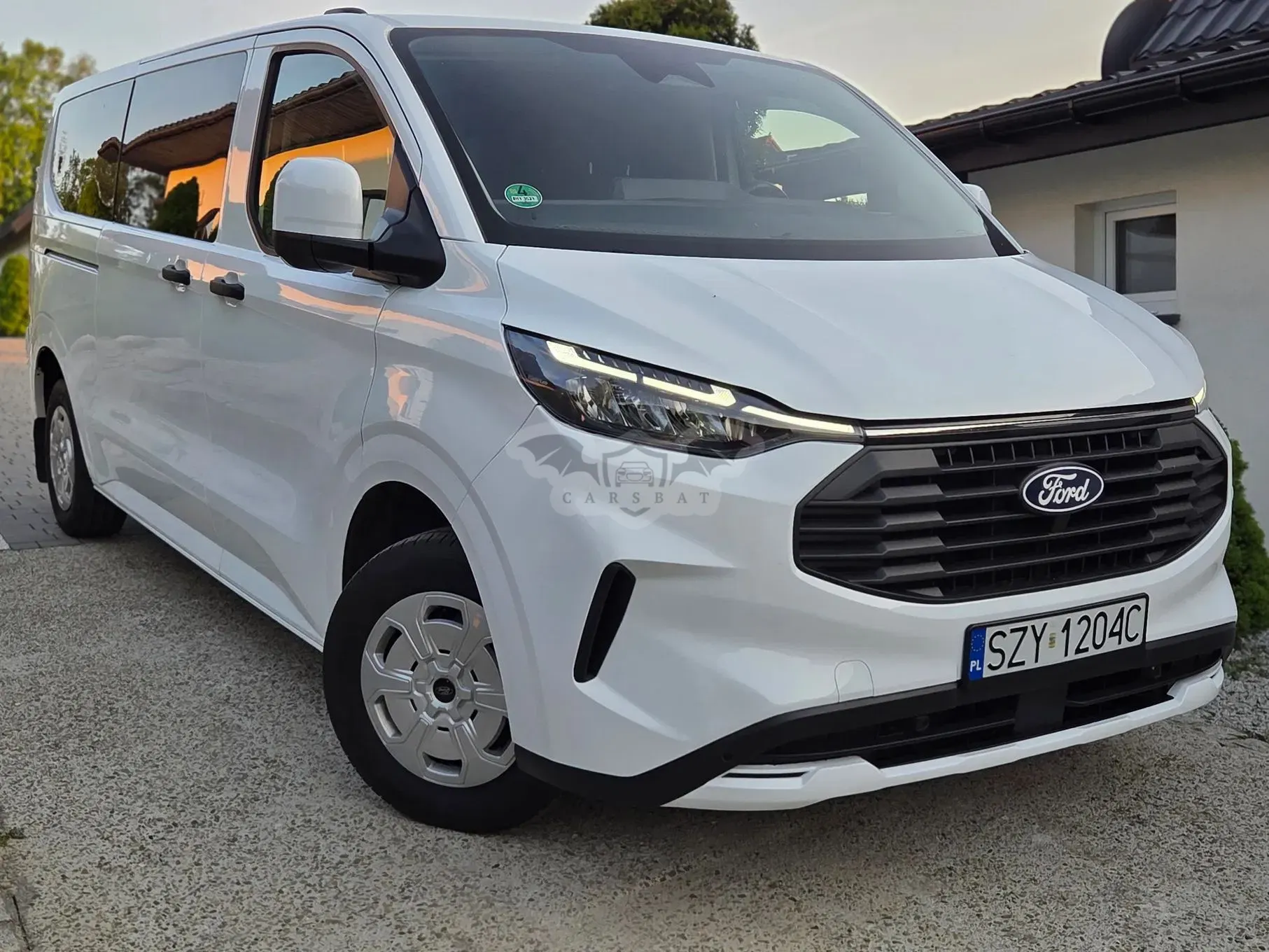 Ford Transit Custom Kombi 320 L2H1 Limited M1 2025