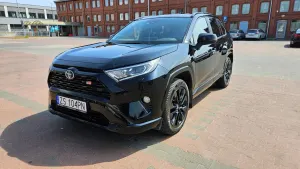 Toyota Rav4 V 2.5 Hybrid Black Edition by JBL 4x4 2021