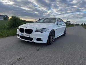 BMW 5 Series F10/F11 535i 2012