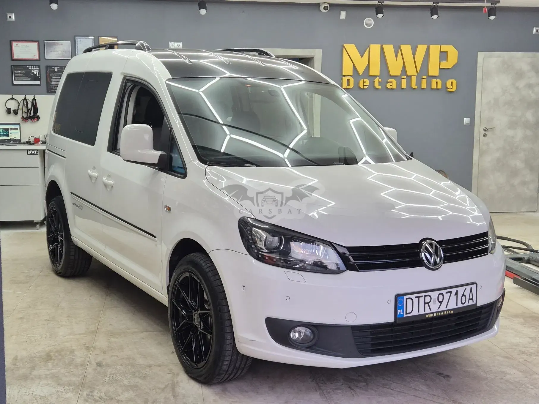 Volkswagen Caddy III 2.0 (5-Si.) DSG Edition 30 2013