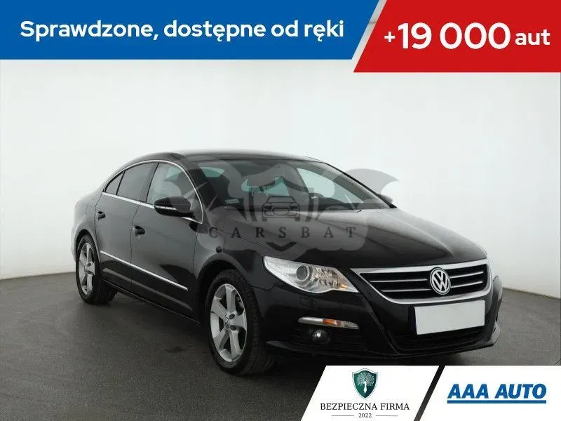 Volkswagen Passat CC 2011