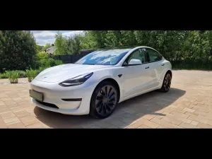Tesla Model 3 Performance AWD 2023