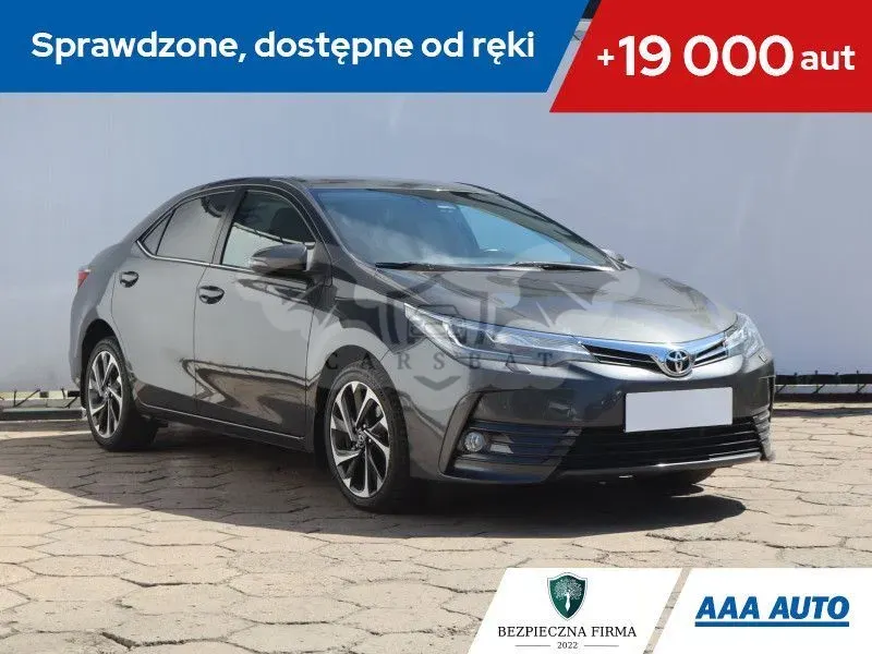 Toyota Corolla Seria E16 2018